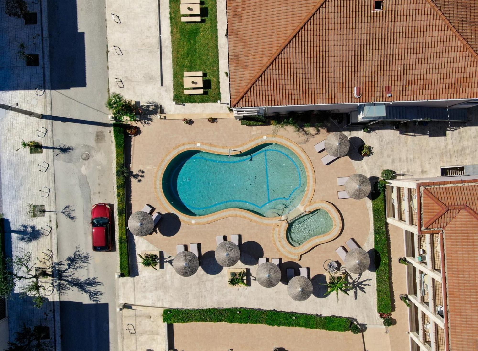 Siviris Golden Beach Exterior photo
